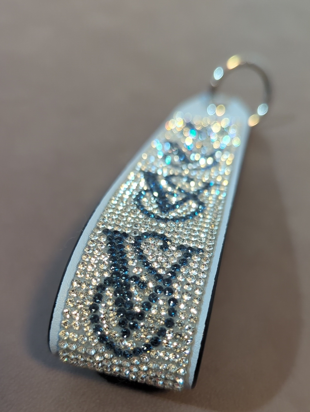 Victoria's Secret Wristlet Strap Keychain Silver And Blue Rhinestone VS Logo - Picture 4 of 6